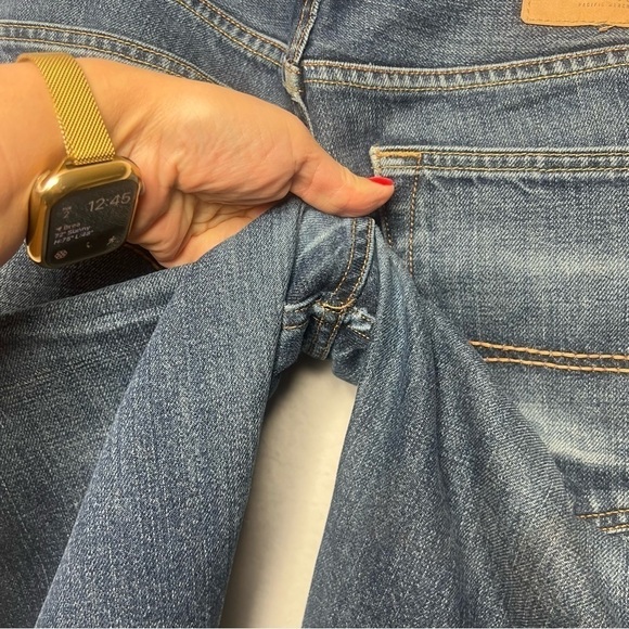 Hollister Straight Leg Zip Closure Jeans 34x32 - Picture 8 of 8